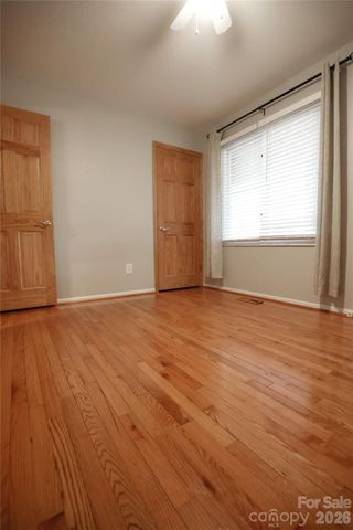 5516 Brookwood Lane, Hickory, NC 28602