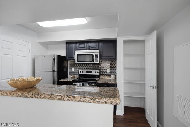 6800 East Lake Mead Boulevard 1092, Las Vegas, NV 89156