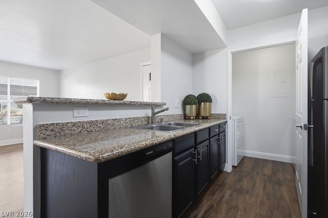 6800 East Lake Mead Boulevard 1092, Las Vegas, NV 89156