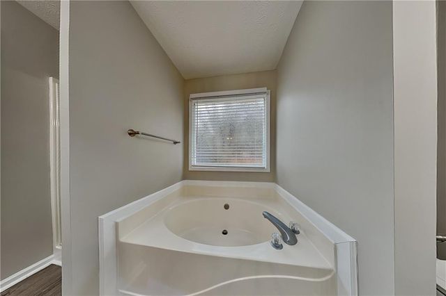 1550 Twin Manor Drive, Loganville, GA 30052