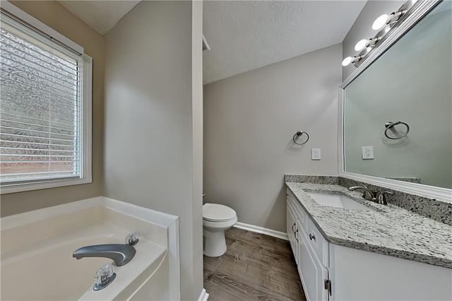 1550 Twin Manor Drive, Loganville, GA 30052