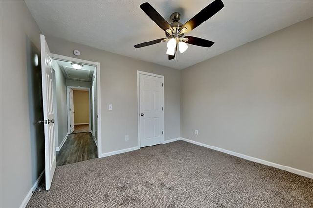 1550 Twin Manor Drive, Loganville, GA 30052