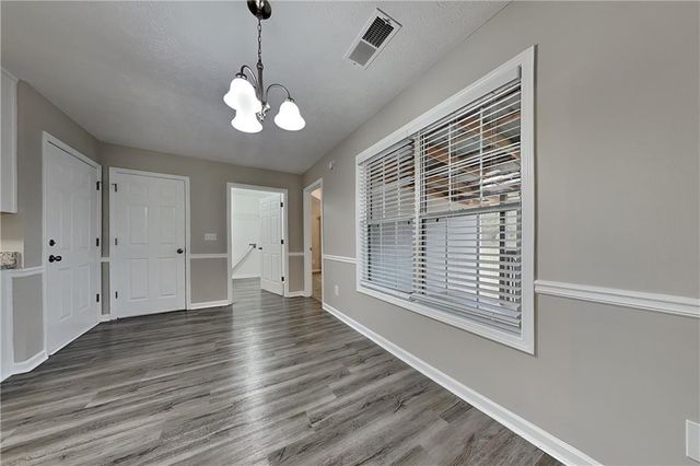 1550 Twin Manor Drive, Loganville, GA 30052