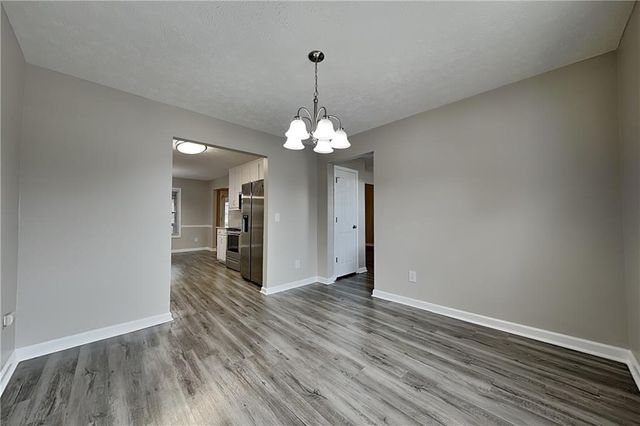 1550 Twin Manor Drive, Loganville, GA 30052