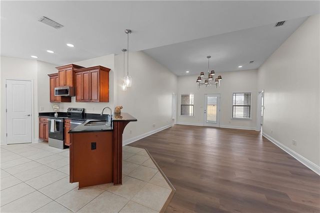 3176 Essex Place Drive, Mobile, AL 36695