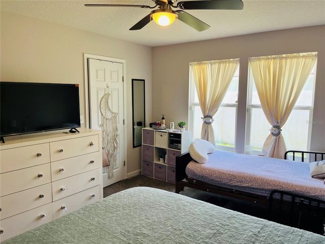6050 PATRIOTS LANDING LANE, Jacksonville, FL 32244