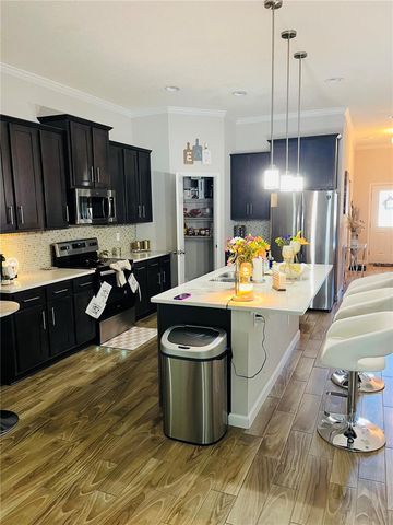 6050 PATRIOTS LANDING LANE, Jacksonville, FL 32244