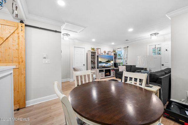 24 Calle De Elvira B, Freehold, NJ 07728