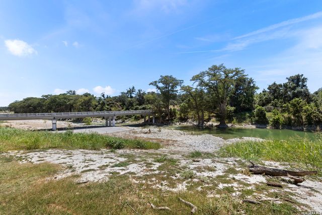 972 SERENE PARK DR, Spring Branch, TX 78070