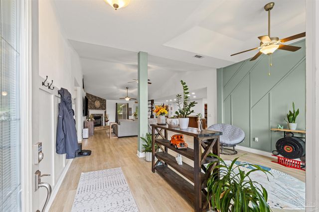 1509 Woodlawn Way, Gulf Breeze, FL 32563