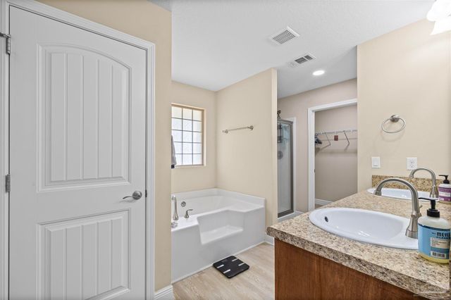 1509 Woodlawn Way, Gulf Breeze, FL 32563