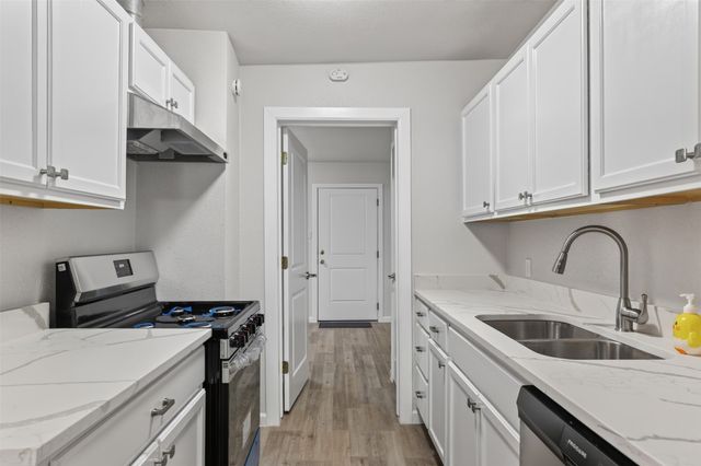 924 Nolte Drive, Dallas, TX 75208