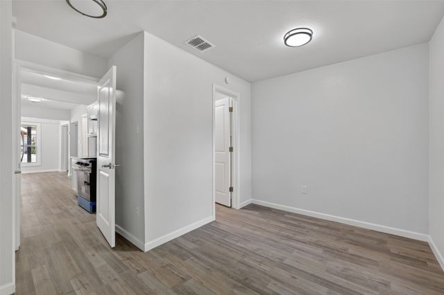 924 Nolte Drive, Dallas, TX 75208