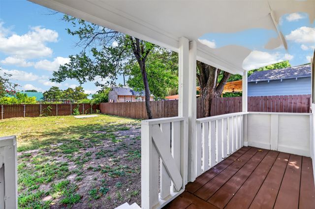 924 Nolte Drive, Dallas, TX 75208