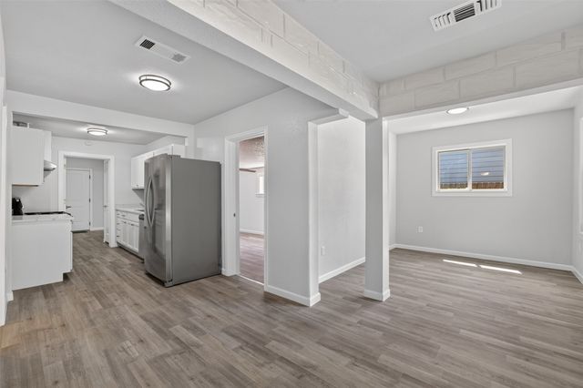 924 Nolte Drive, Dallas, TX 75208