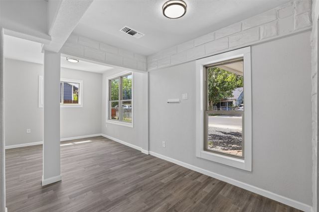 924 Nolte Drive, Dallas, TX 75208