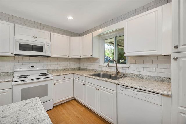 102 Sapelo Street, St Simons Island, GA 31522