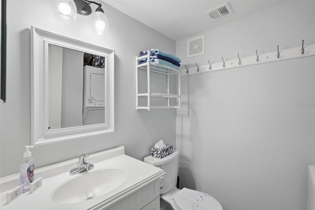 175 MEDALLION BOULEVARD F, Madeira Beach, FL 33708