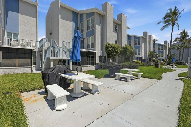 175 MEDALLION BOULEVARD F, Madeira Beach, FL 33708