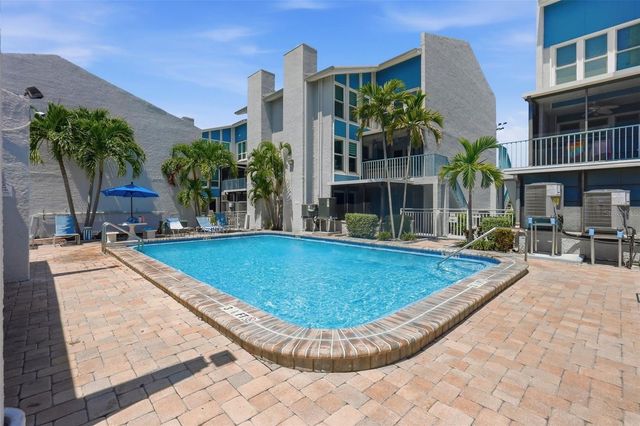 175 MEDALLION BOULEVARD F, Madeira Beach, FL 33708