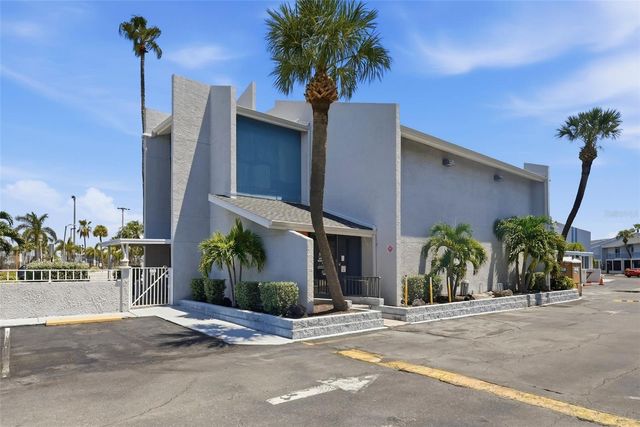 175 MEDALLION BOULEVARD F, Madeira Beach, FL 33708