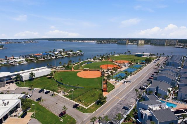 175 MEDALLION BOULEVARD F, Madeira Beach, FL 33708