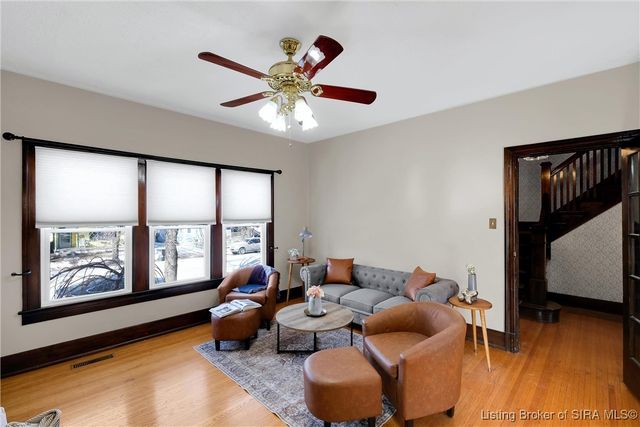 613 W Spring Street, New Albany, IN 47150