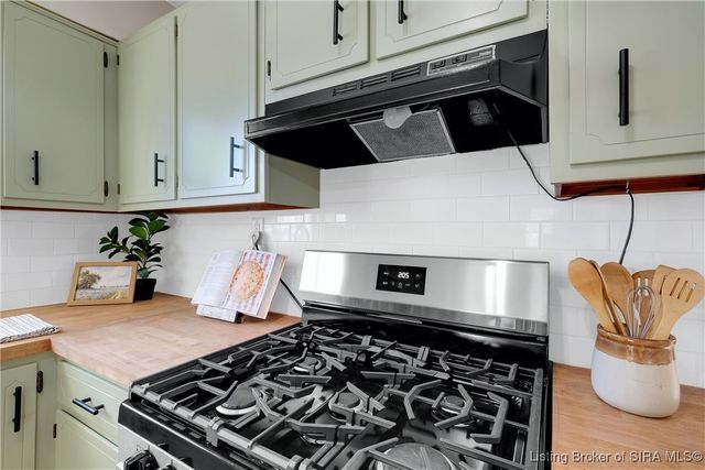 613 W Spring Street, New Albany, IN 47150