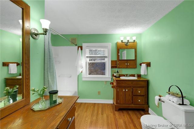 613 W Spring Street, New Albany, IN 47150