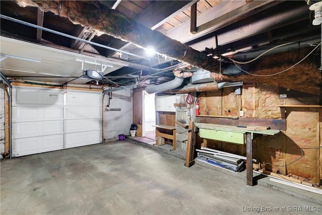 613 W Spring Street, New Albany, IN 47150