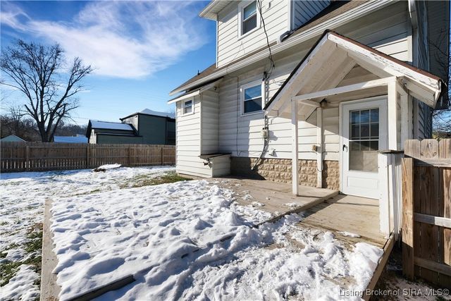 613 W Spring Street, New Albany, IN 47150