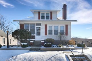 613 W Spring Street, New Albany, IN 47150