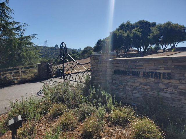 19705 Moonglow Road, Salinas, CA 93907