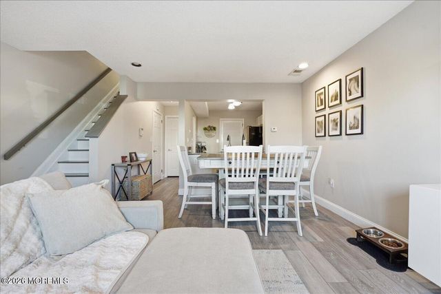 42 Richmond Court, Tinton Falls, NJ 07712