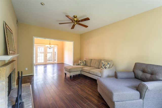 11711 Memorial Drive 621, Houston, TX 77024