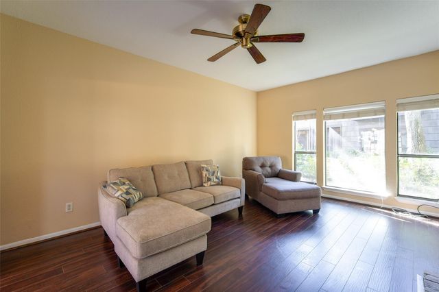 11711 Memorial Drive 621, Houston, TX 77024