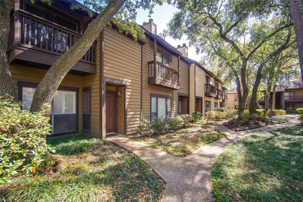 11711 Memorial Drive 621, Houston, TX 77024