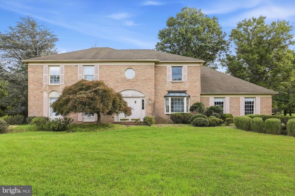 201 HEMLOCK CIR, North Wales, PA 19454 — exterior