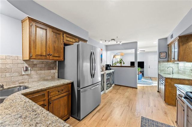 12758 Overbrook Road, Leawood, KS 66209