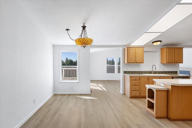 18222 W SR 902 Hwy, Medical Lake, WA 99022