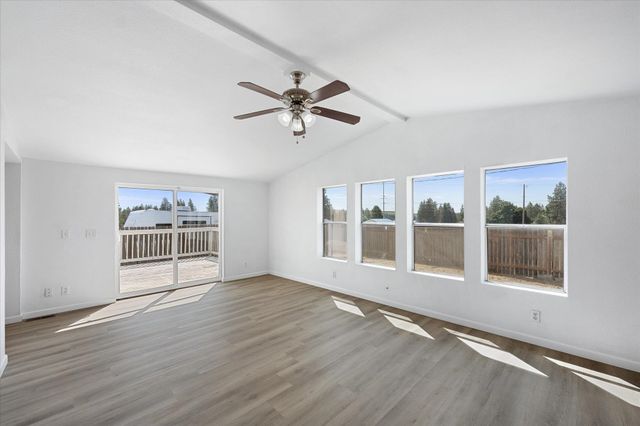 18222 W SR 902 Hwy, Medical Lake, WA 99022