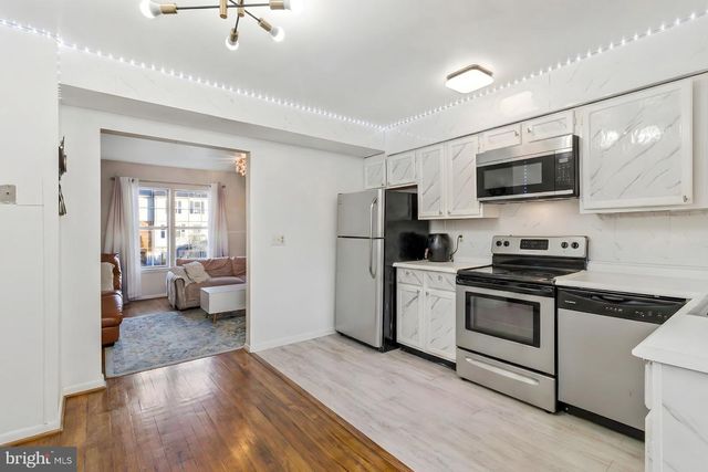 6806 HAWTHORNE ST, Landover, MD 20785