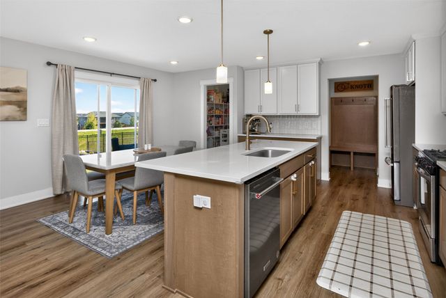 2927 Birchwood Drive, Norwalk, IA 50211