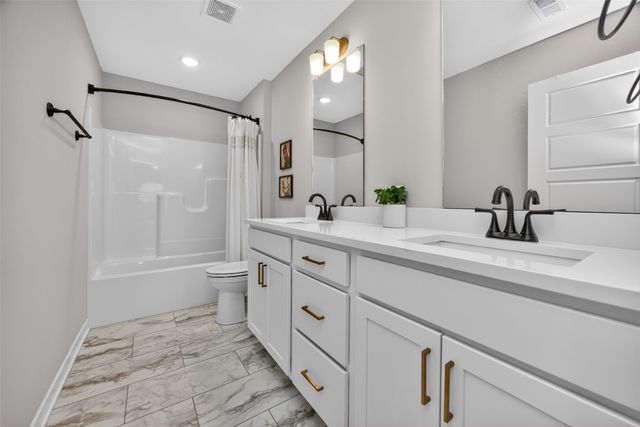 2927 Birchwood Drive, Norwalk, IA 50211