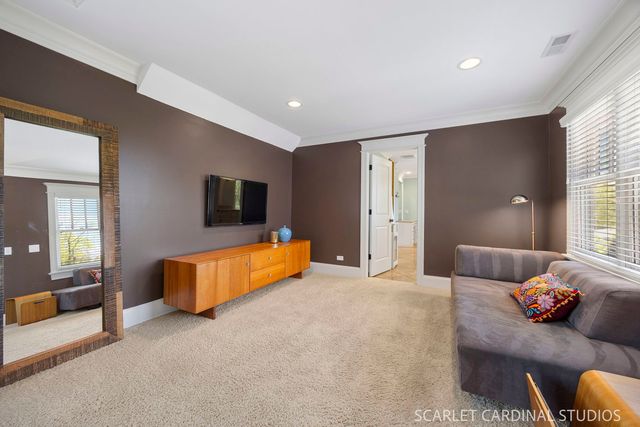 532 Turf Lane, Wheaton, IL 60187