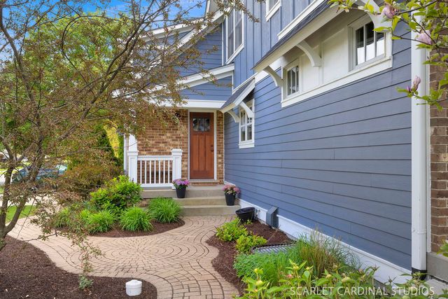532 Turf Lane, Wheaton, IL 60187
