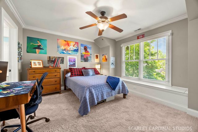 532 Turf Lane, Wheaton, IL 60187