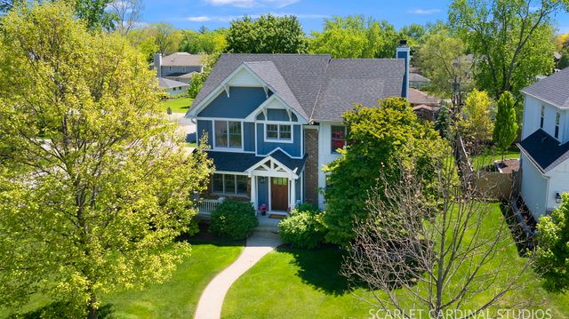 532 Turf Lane, Wheaton, IL 60187