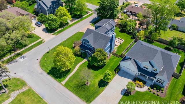 532 Turf Lane, Wheaton, IL 60187