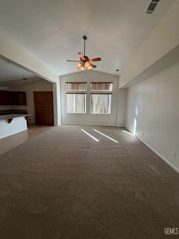 11927 Blanket Flower Drive, Bakersfield, CA 93311